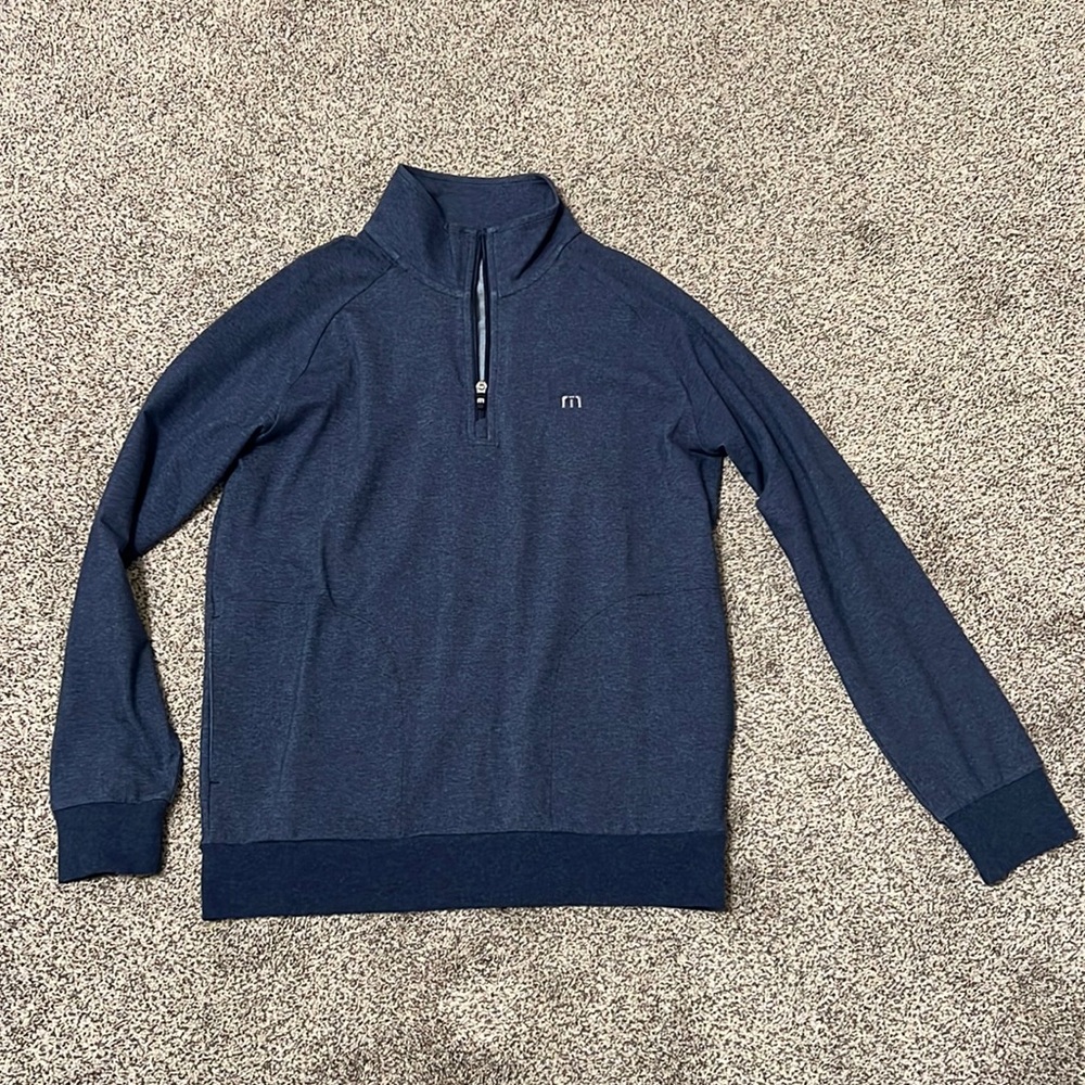 Travis Mathew women’s quarter zip. Size Medium. Navy Blue.